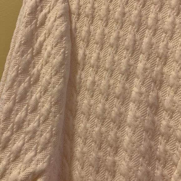 Venus size 10 longsleeve dress. Ruffle bottom and ribbed/waffle material - Picture 5 of 6